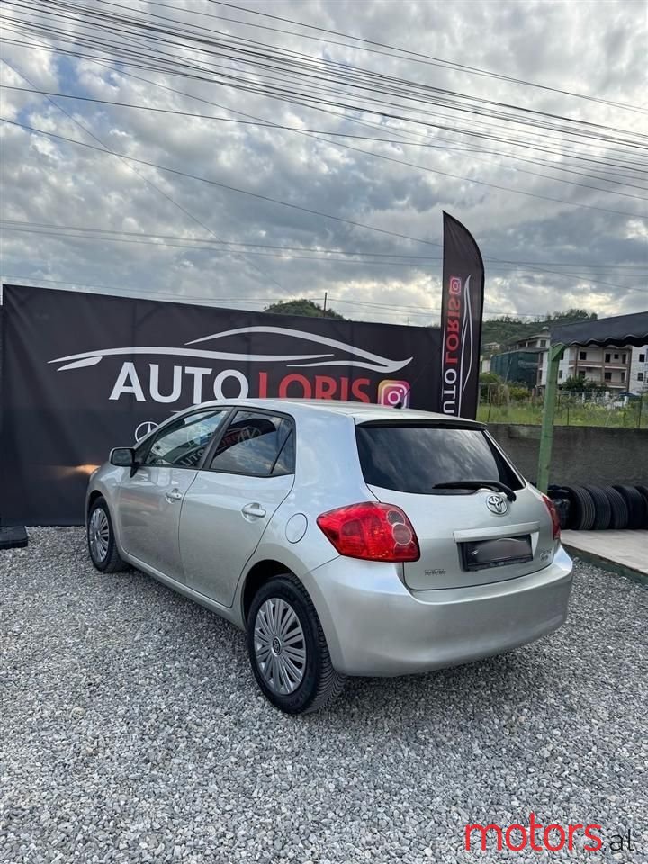 2008' Toyota Auris photo #5