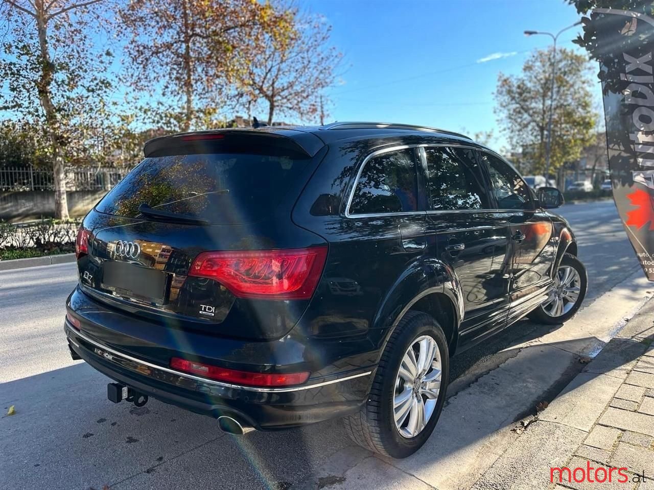 2013' Audi Q7 photo #2