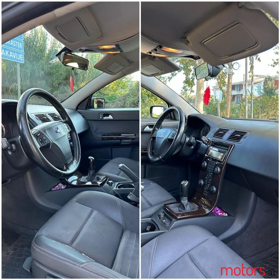 2005' Volvo S40 photo #6