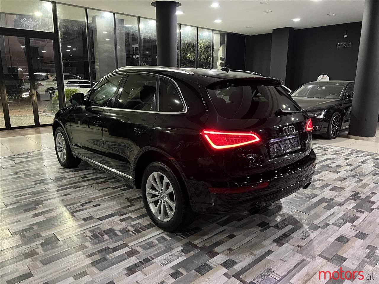 2013' Audi Q5 photo #5