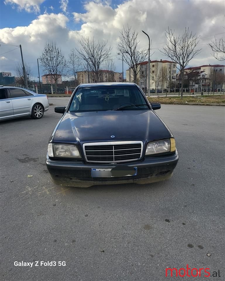 2000' Mercedes-Benz C 180 photo #1