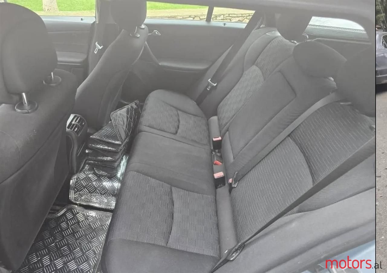 2006' Mercedes-Benz C 200 photo #4