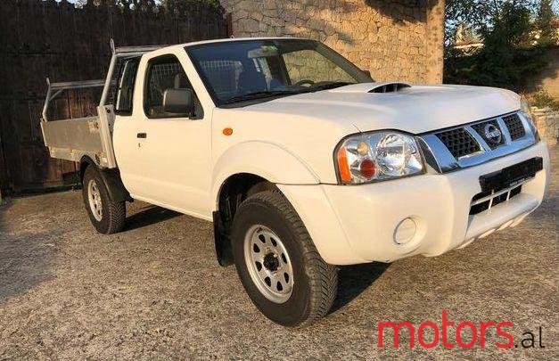 2004' Nissan Navara photo #2