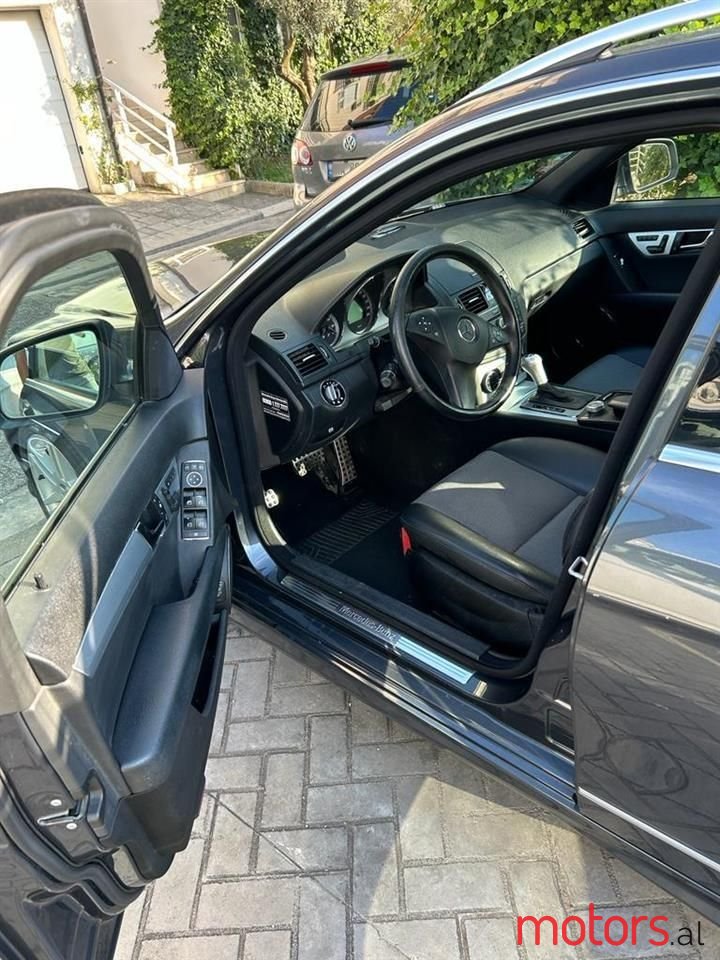 2009' Mercedes-Benz C 220 photo #6