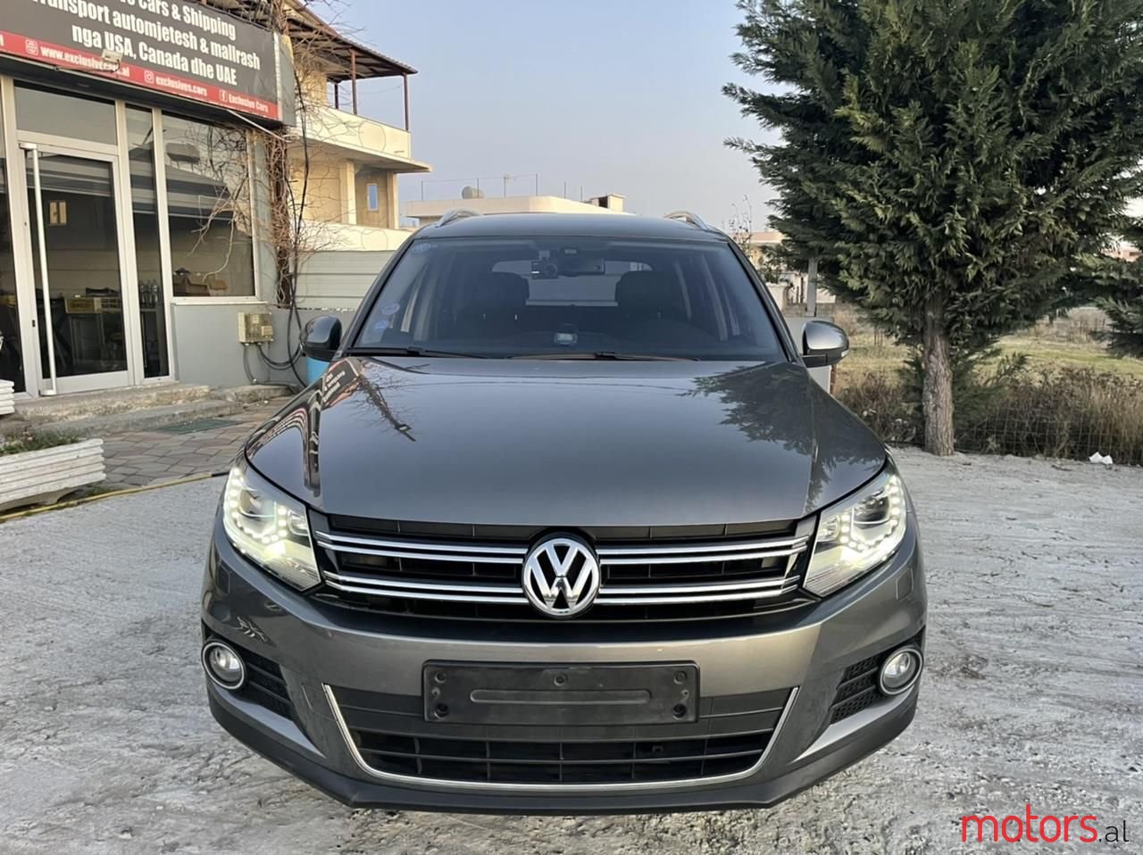 2014' Volkswagen Tiguan photo #1