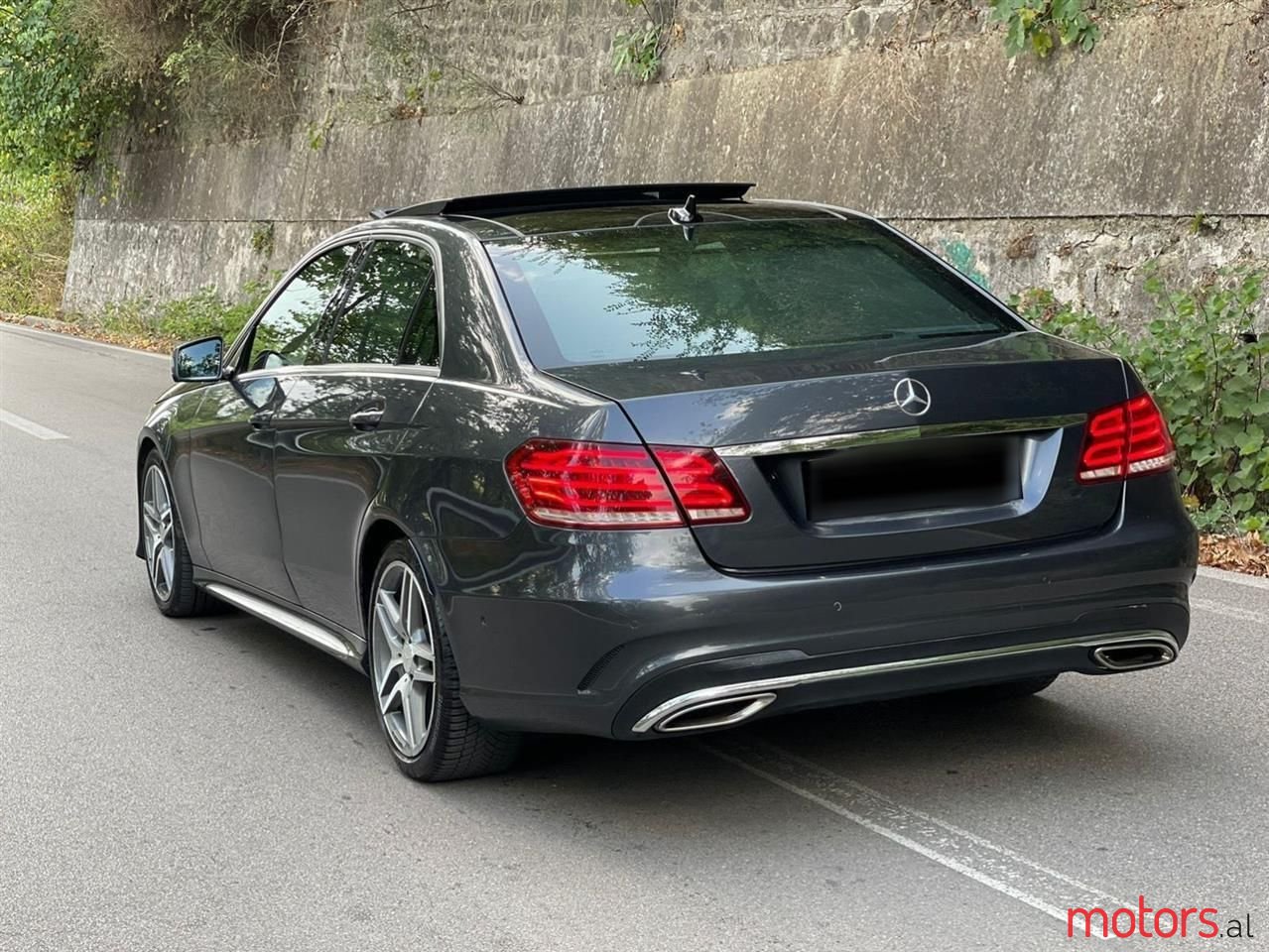 2014' Mercedes-Benz E 300 photo #5