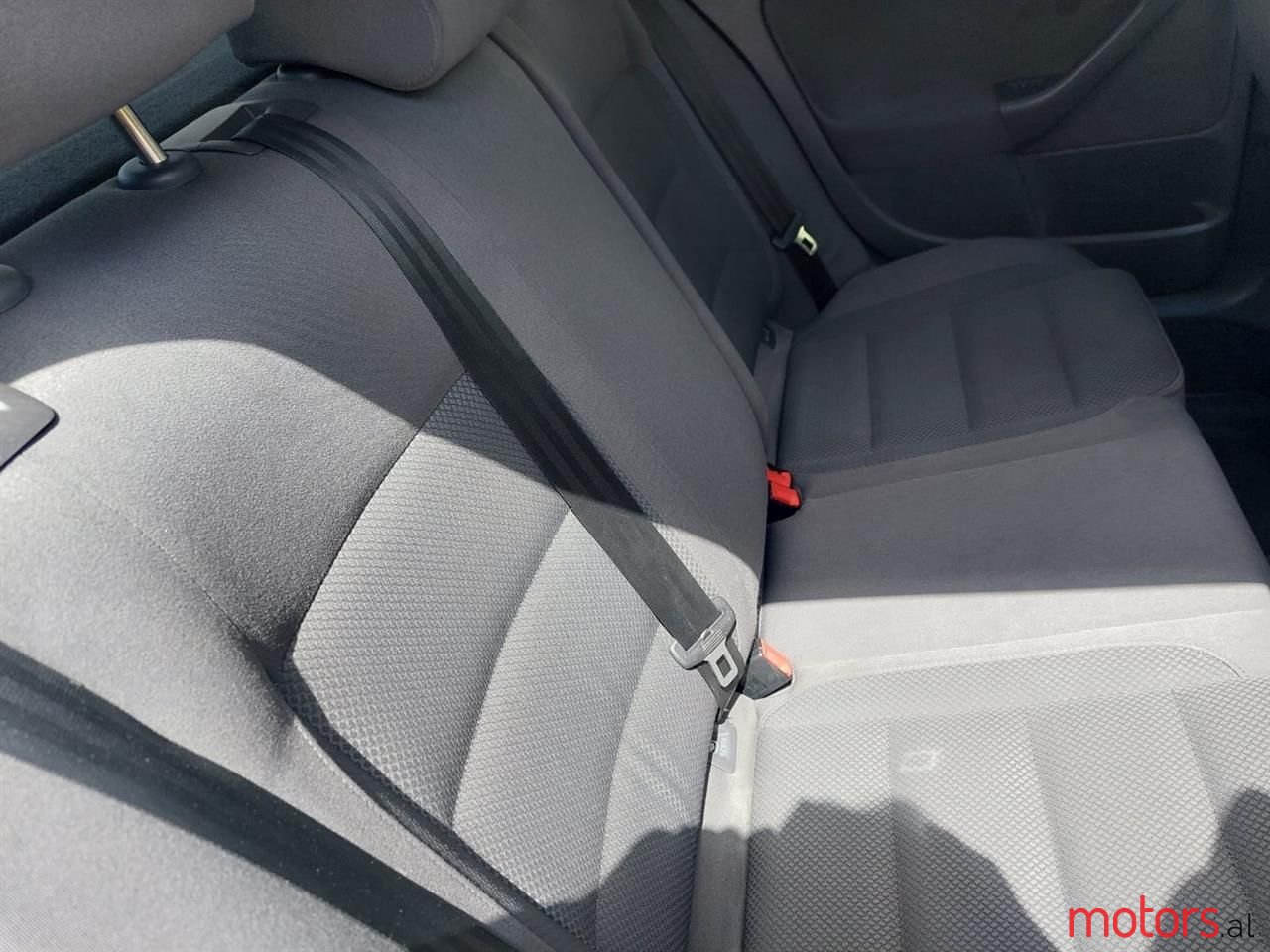 2006' Volkswagen Golf photo #3