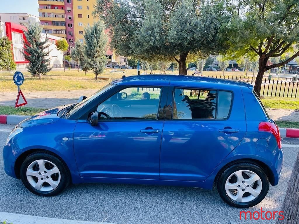 2007' Suzuki Swift photo #3