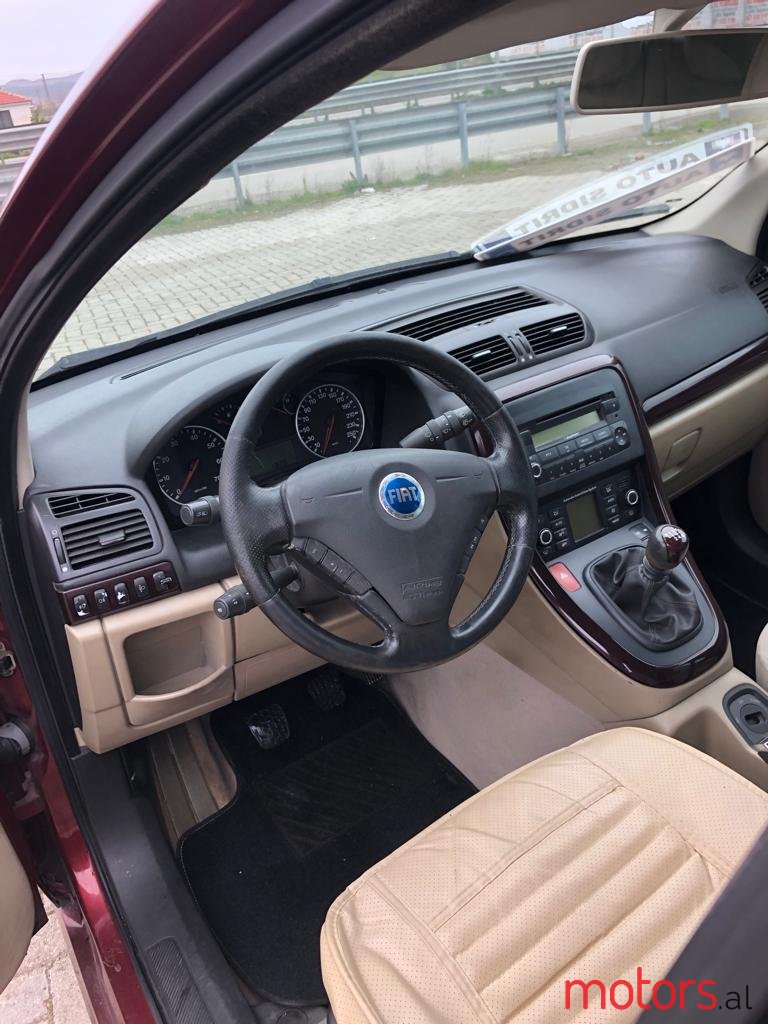 2005' Fiat Croma photo #7