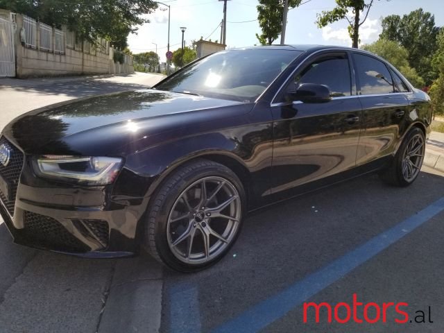 2013' Audi A4 photo #3