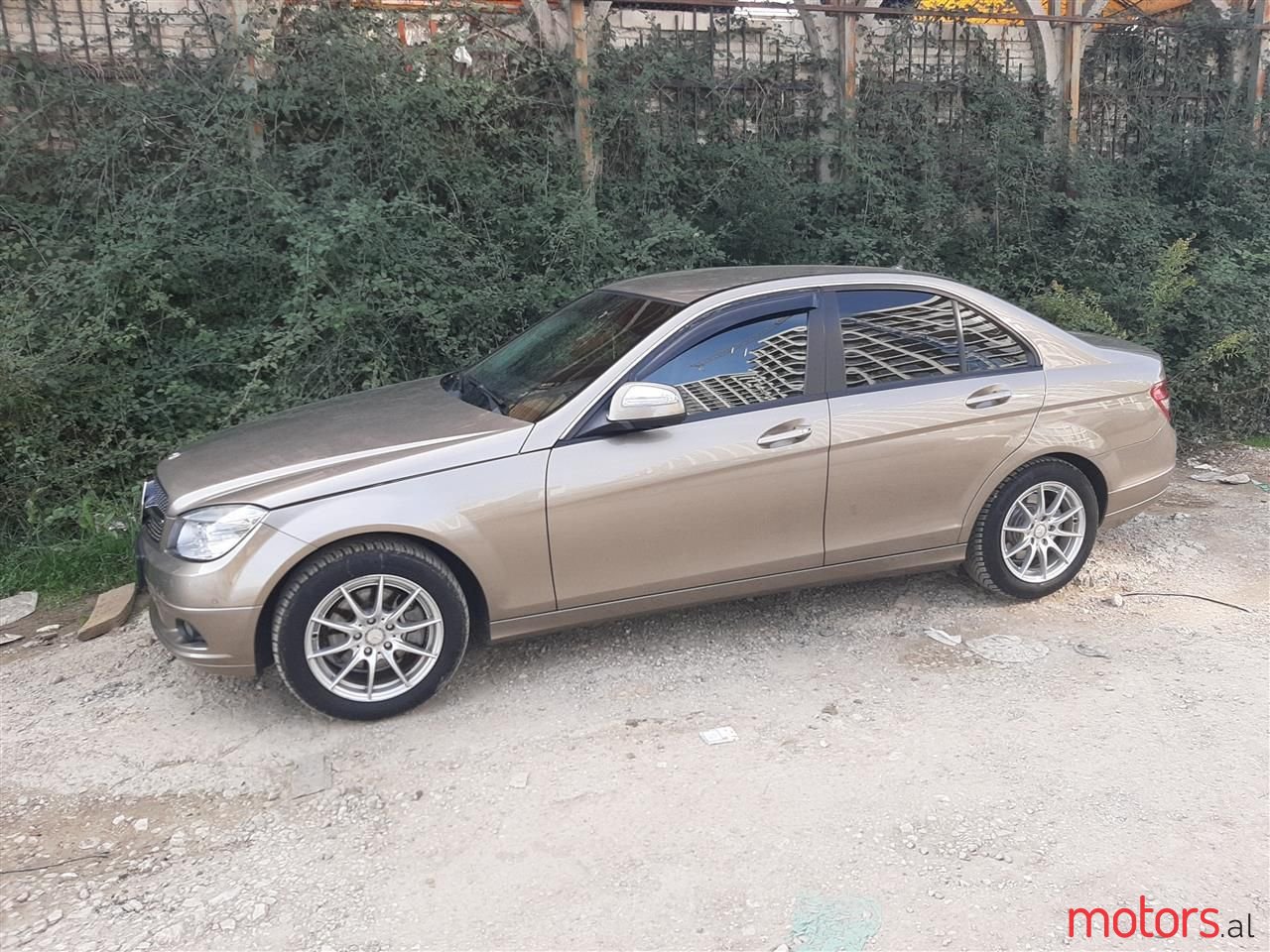 2008' Mercedes-Benz C 220 photo #1