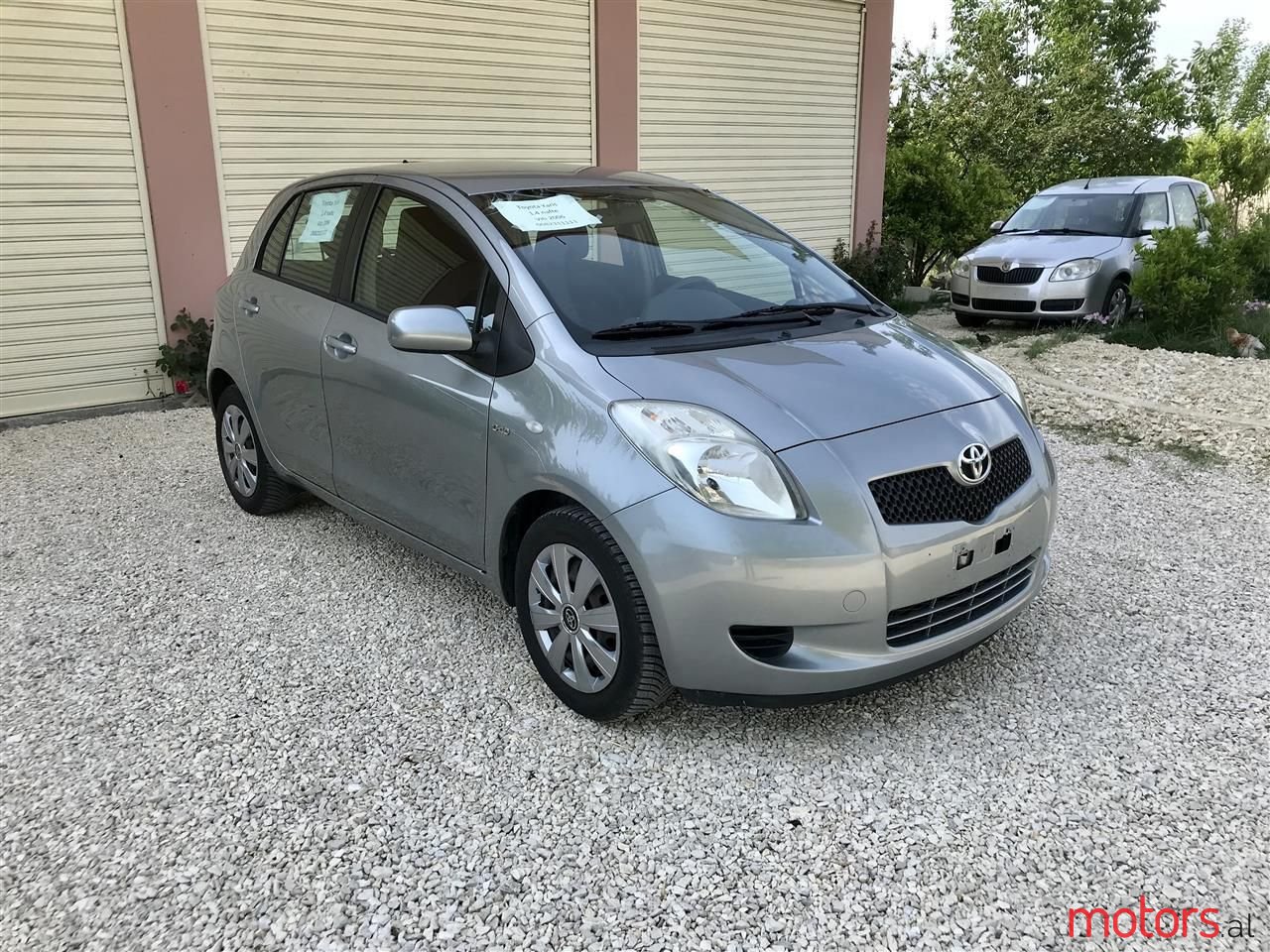 2006' Toyota Yaris photo #2