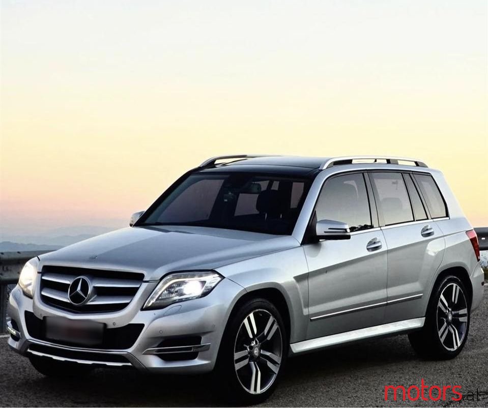 2015' Mercedes-Benz GLK 220 photo #1