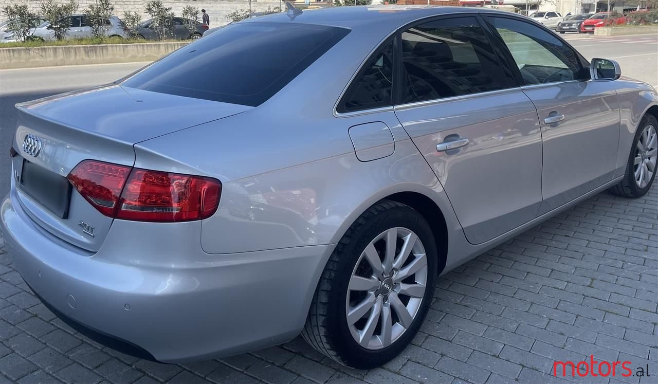 2011' Audi A4 photo #6