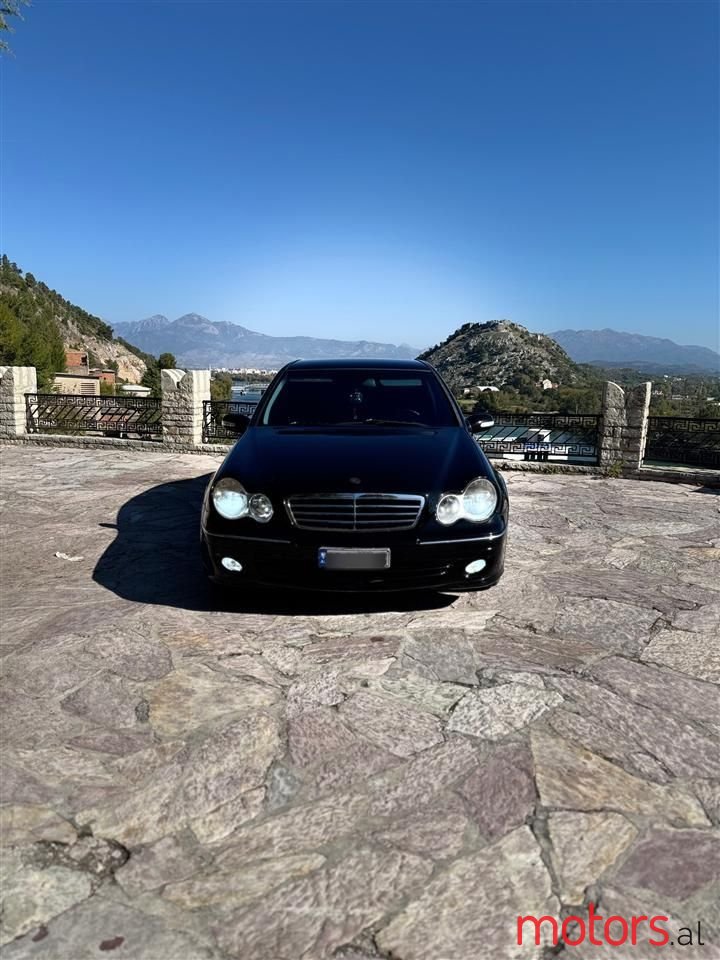 2007' Mercedes-Benz C 220 photo #1