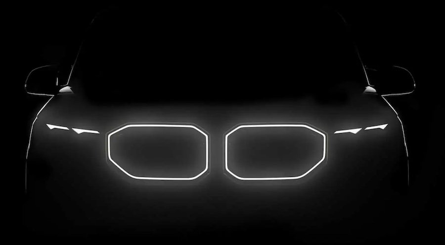 2023 BMW XM Teaser Image Reveals SUV’s Illuminated Kidney Grille
