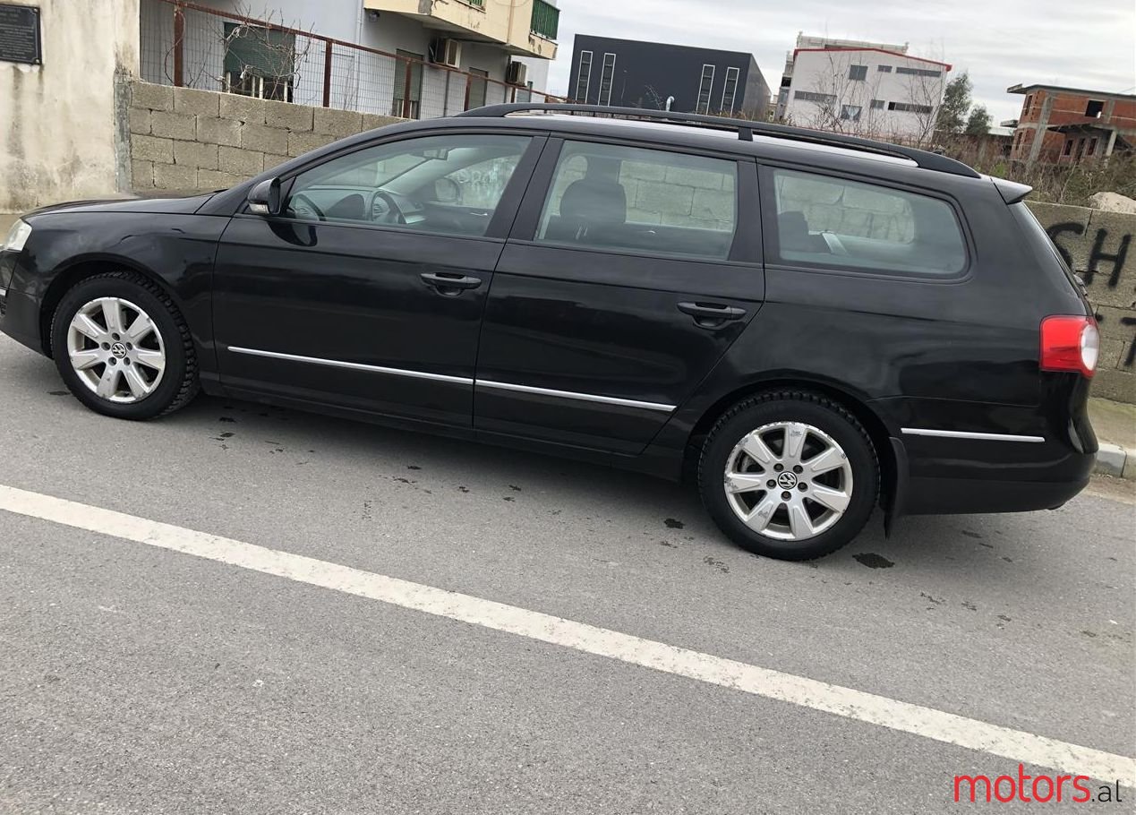 2007' Volkswagen Passat photo #1