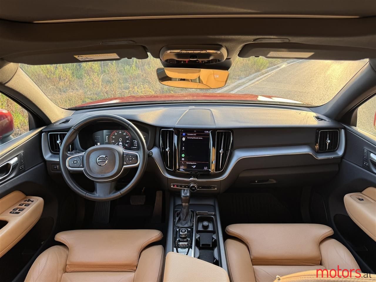 2019' Volvo Xc 60 photo #3