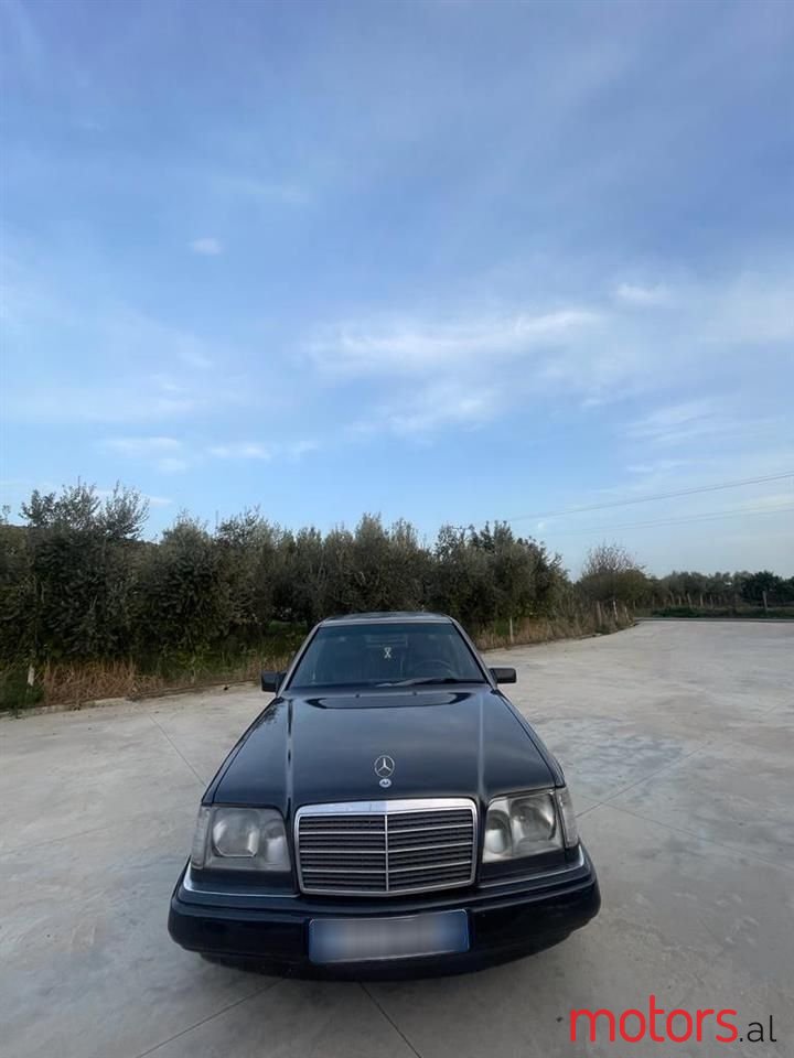 1994' Mercedes-Benz E 250 photo #6
