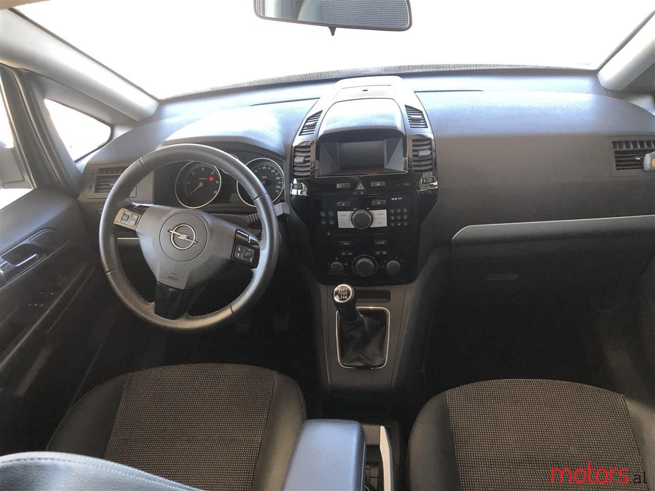 2009' Opel Zafira photo #5