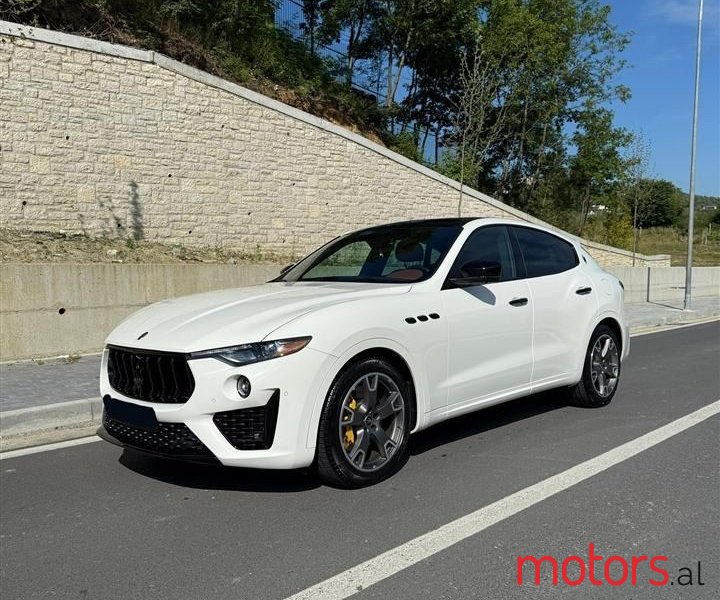 2022' Maserati Levante photo #1