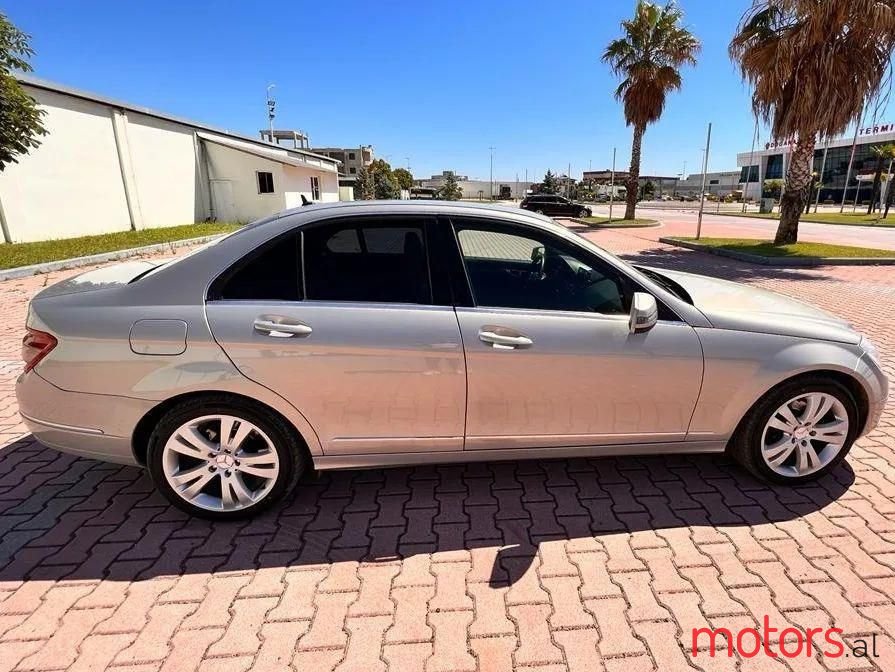 2008' Mercedes-Benz C 220 photo #1