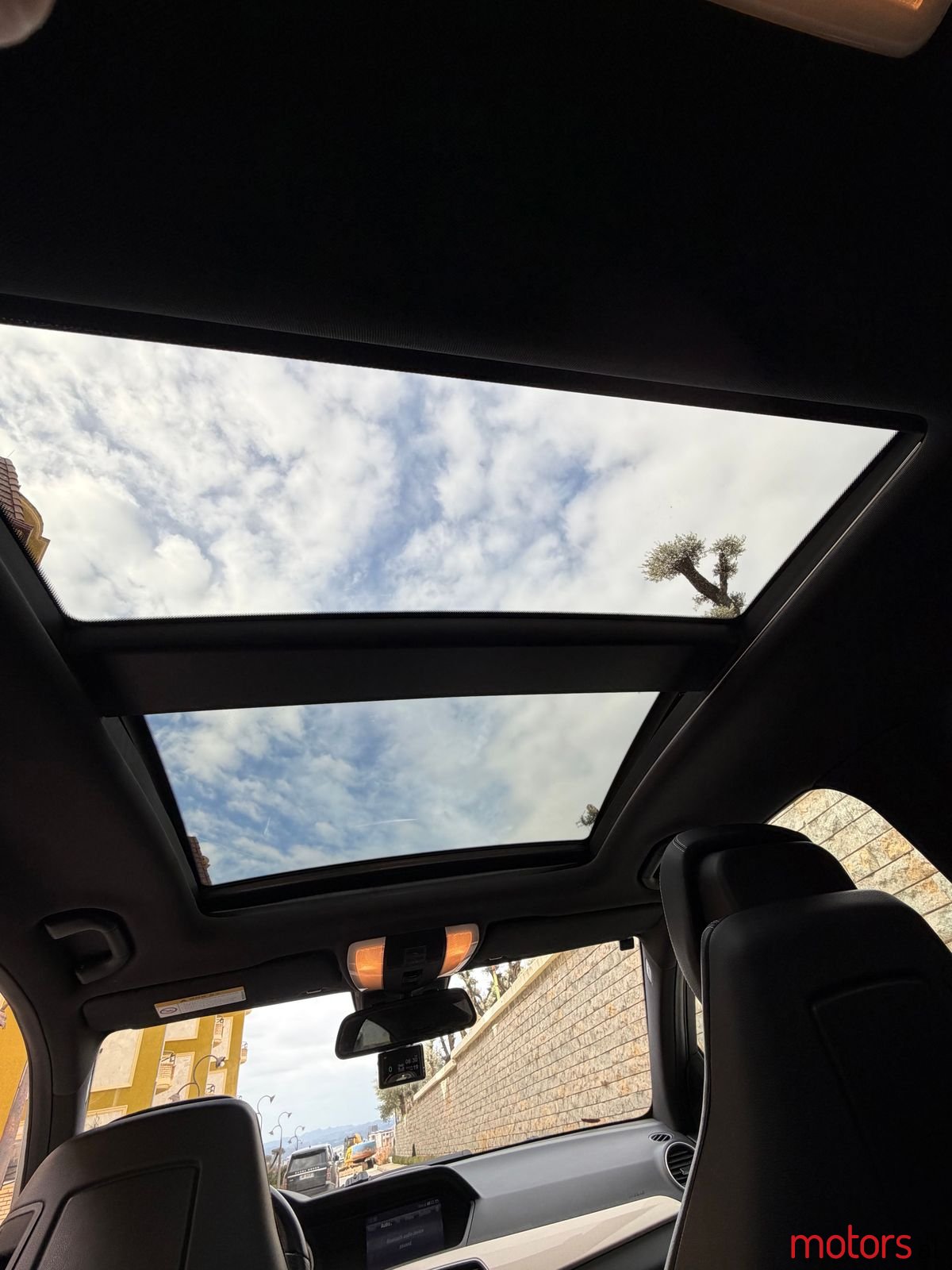 2013' Mercedes-Benz 220 photo #5