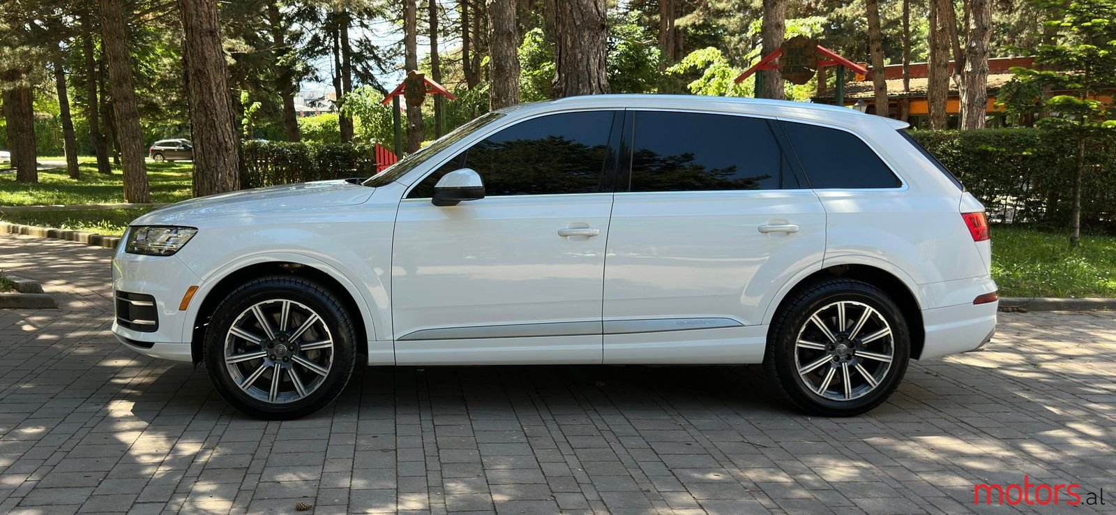 2017' Audi Q7 photo #3