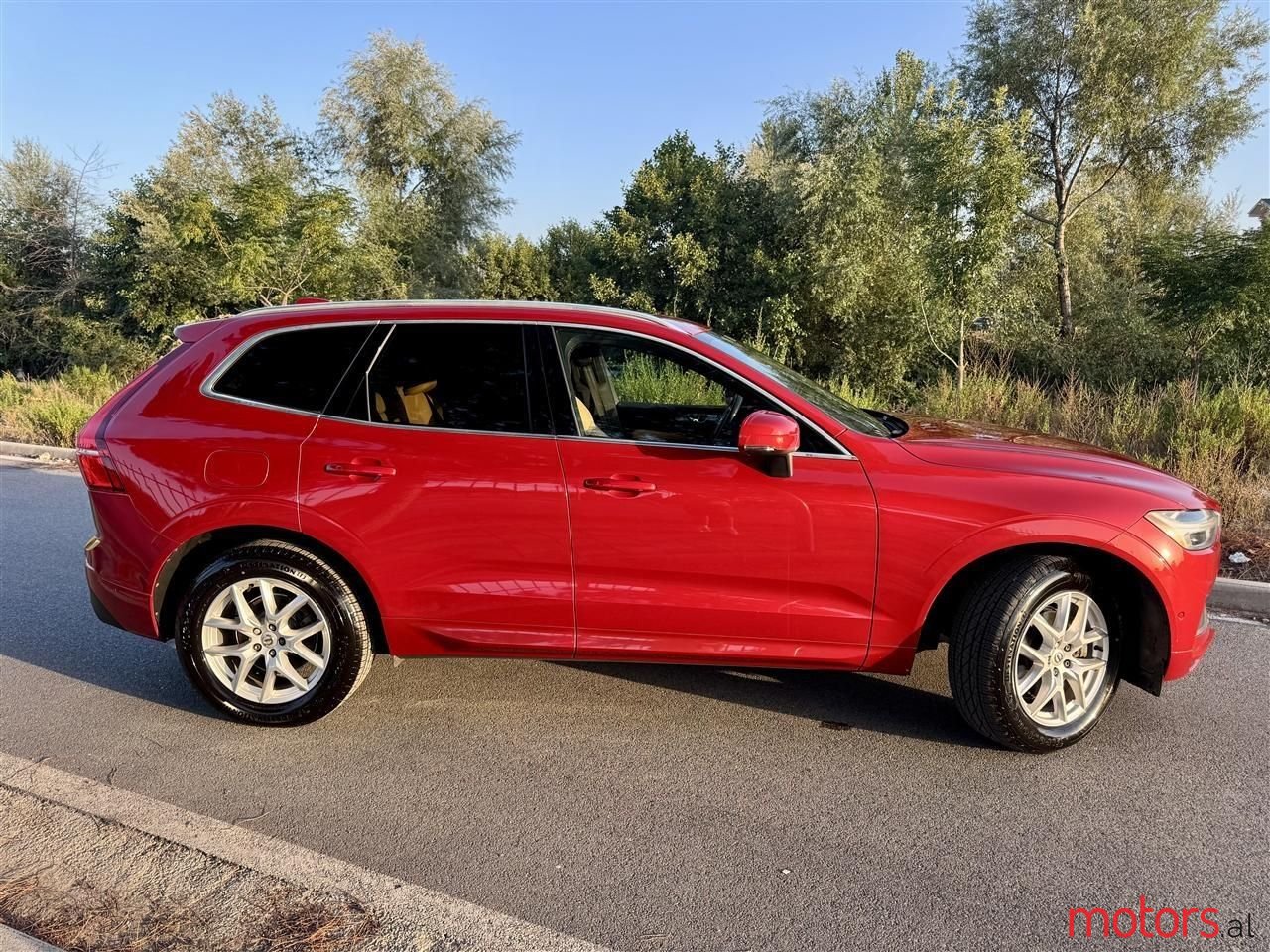 2019' Volvo Xc 60 photo #1