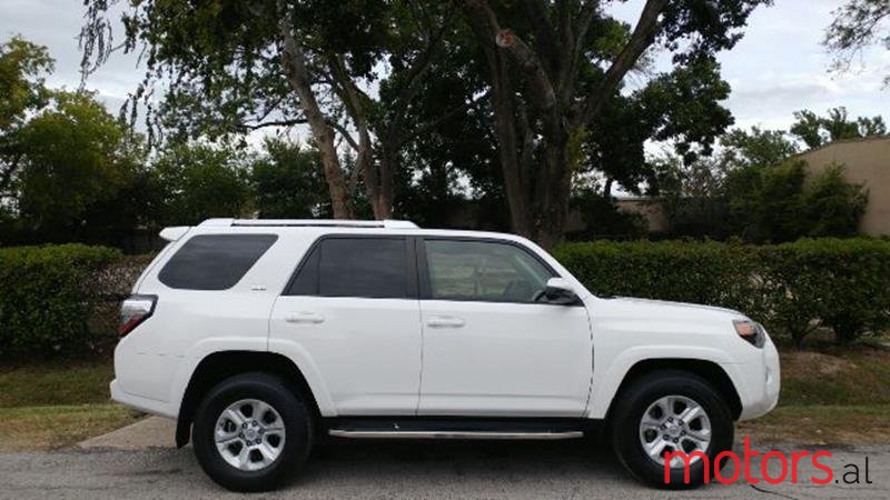 2015' Toyota 4Runner photo #4