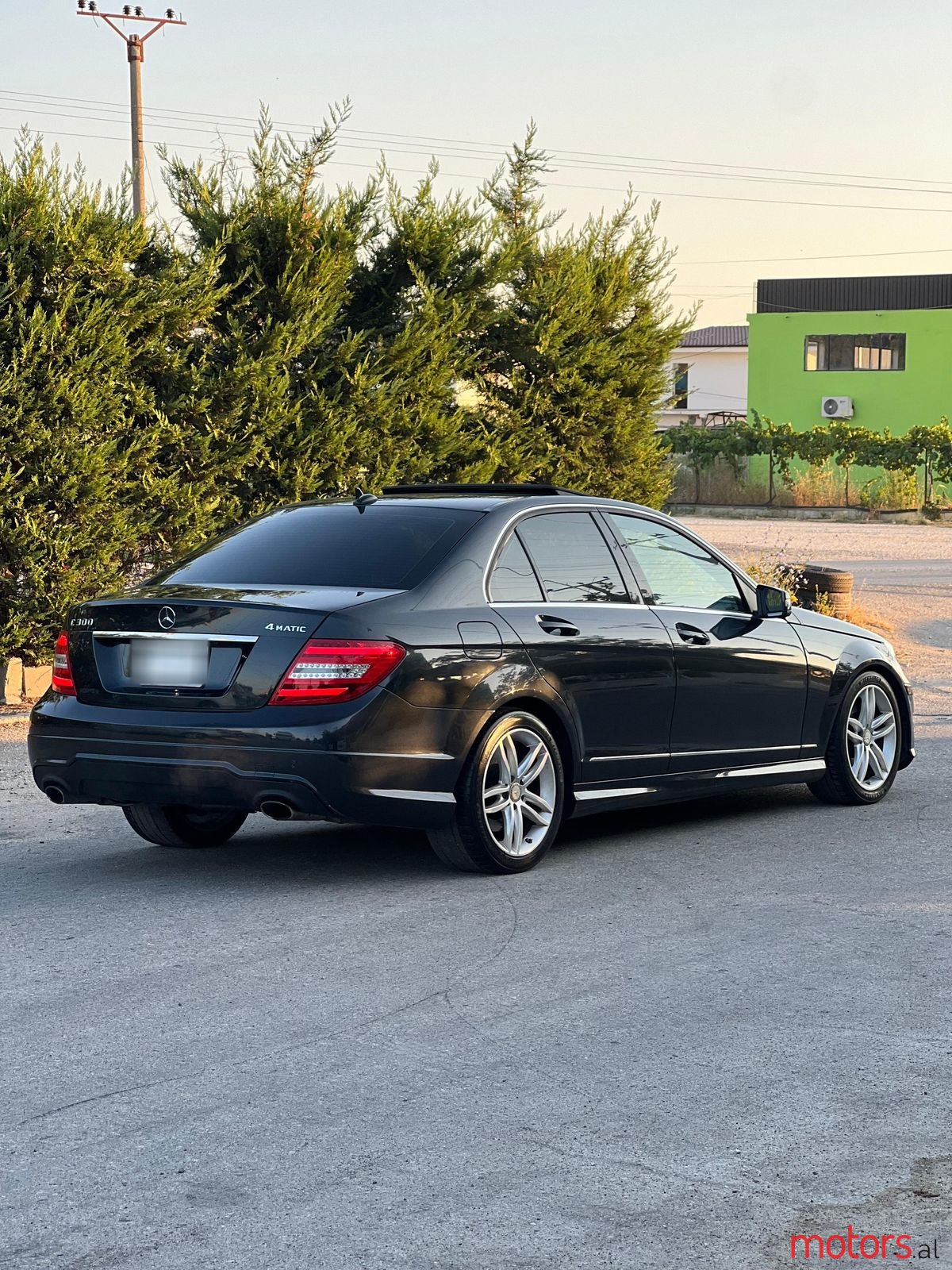 2012' Mercedes-Benz C 300 photo #2