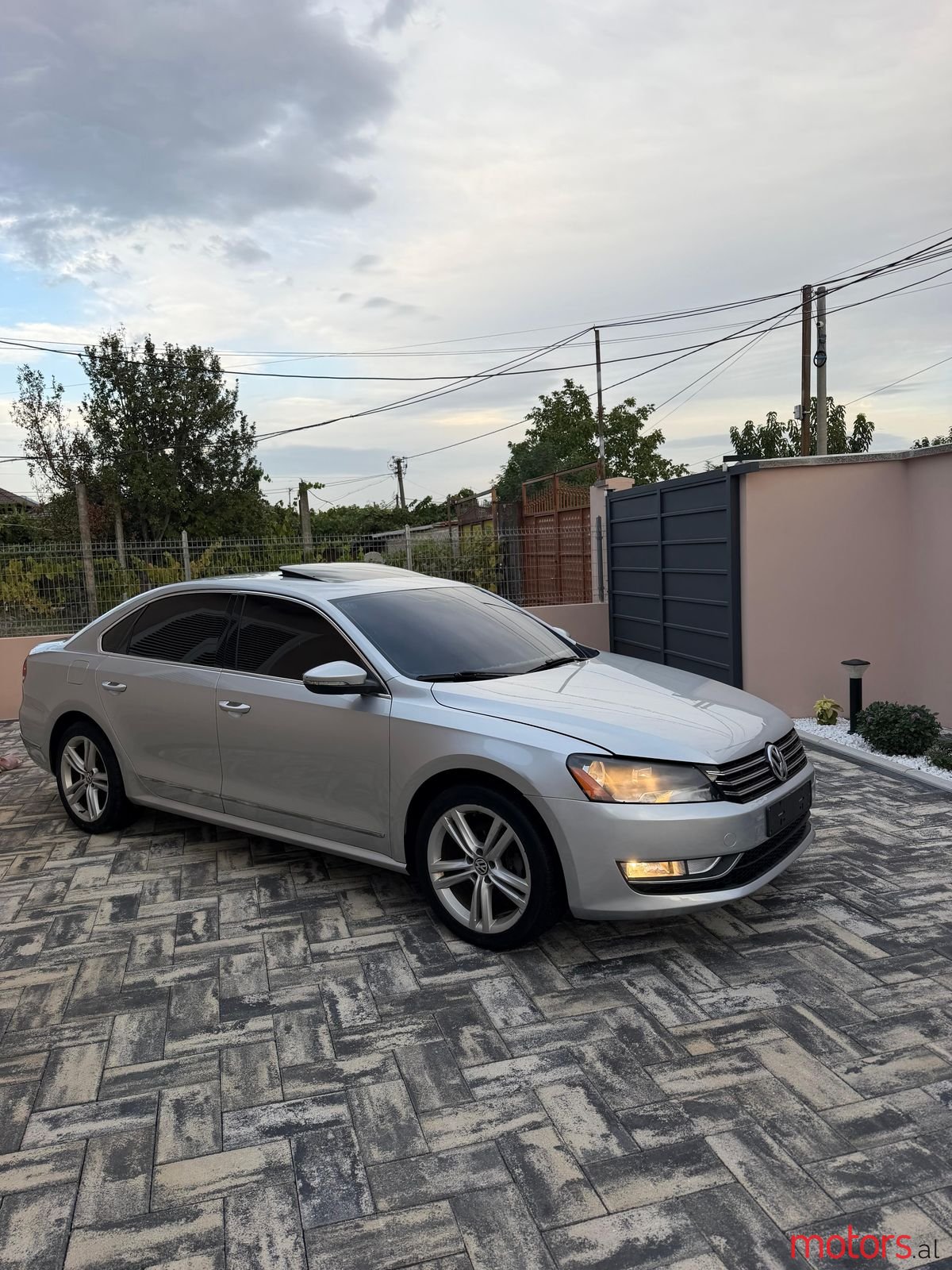 2014' Volkswagen Passat photo #1