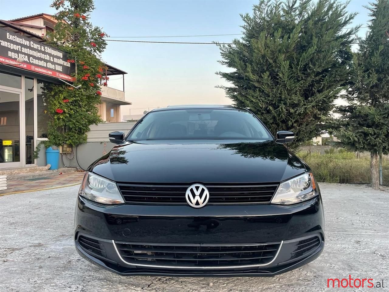 2012' Volkswagen Jetta photo #2