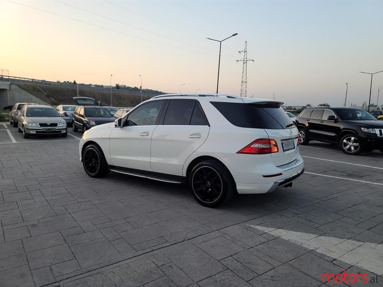 2013' Mercedes-Benz ML 350 photo #3