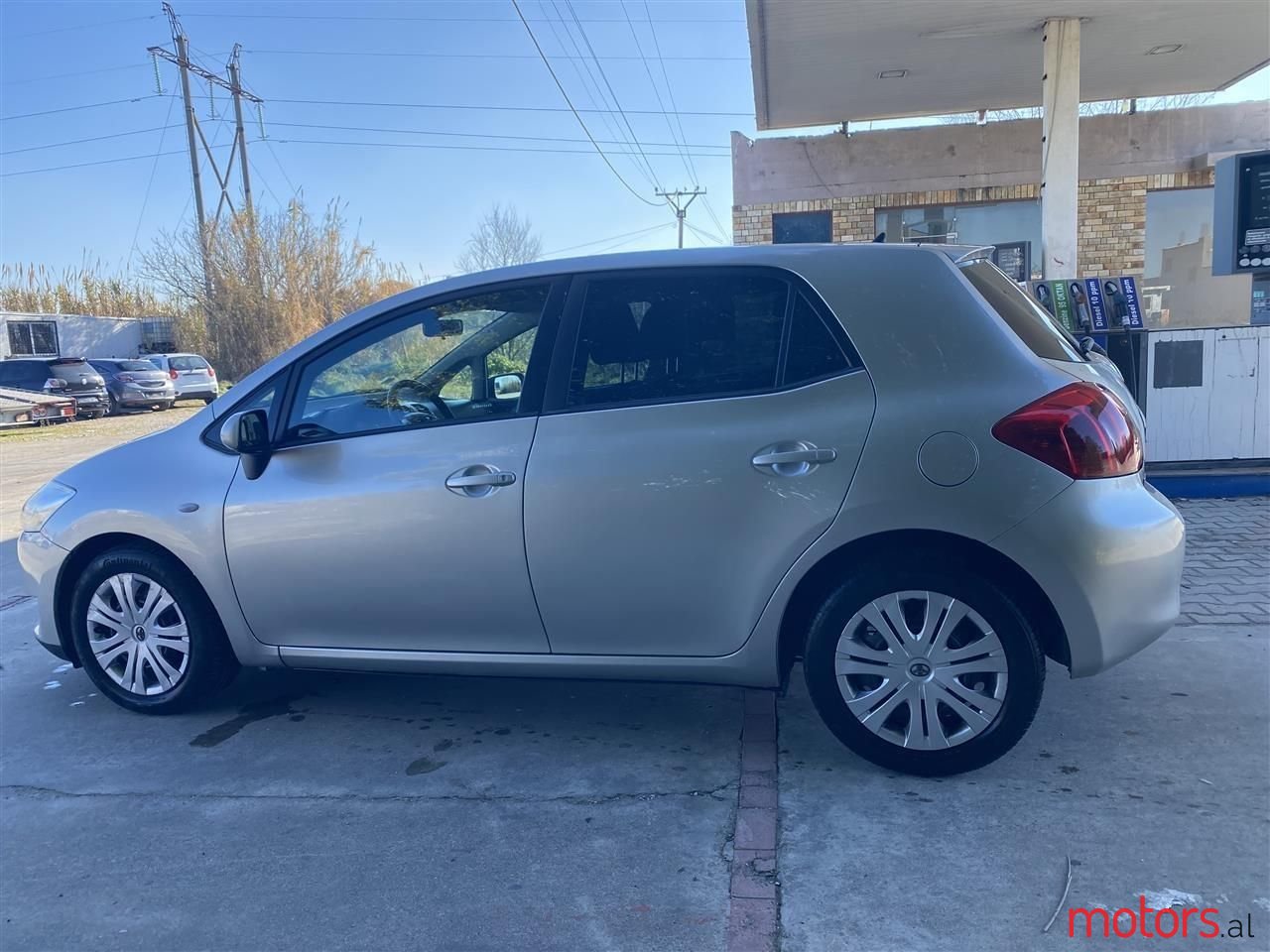 2007' Toyota Auris photo #5