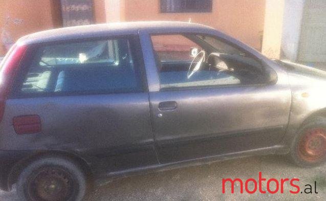 1994' Fiat Punto photo #1