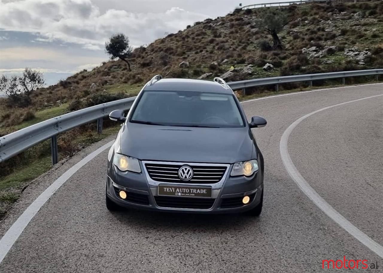 2008' Volkswagen Passat photo #3