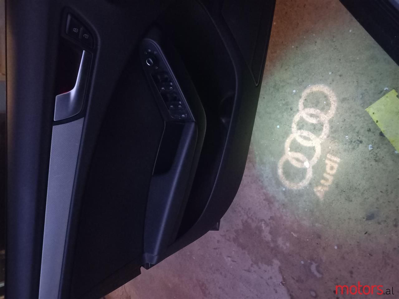 2010' Audi A4 photo #2