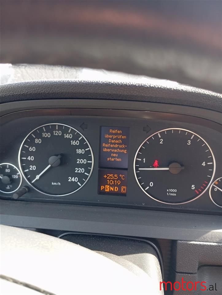 2007' Mercedes-Benz A 180 photo #6