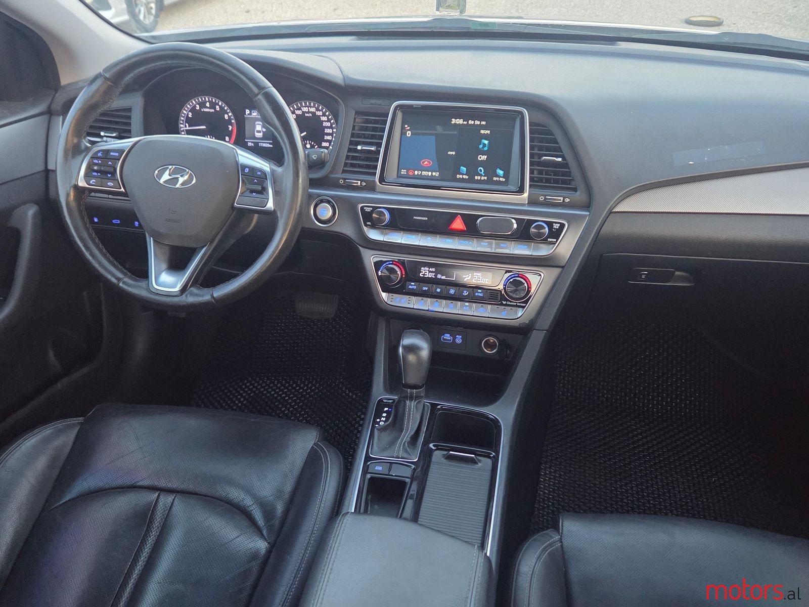 2018' Hyundai Sonata photo #4