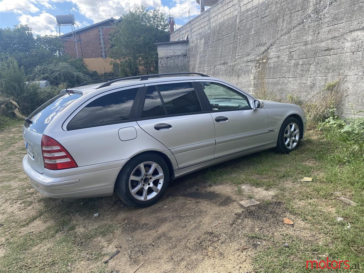 2005' Mercedes-Benz 220 photo #5