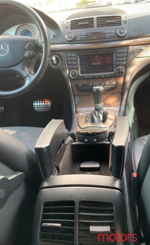 2007' Mercedes-Benz E 220 photo #5