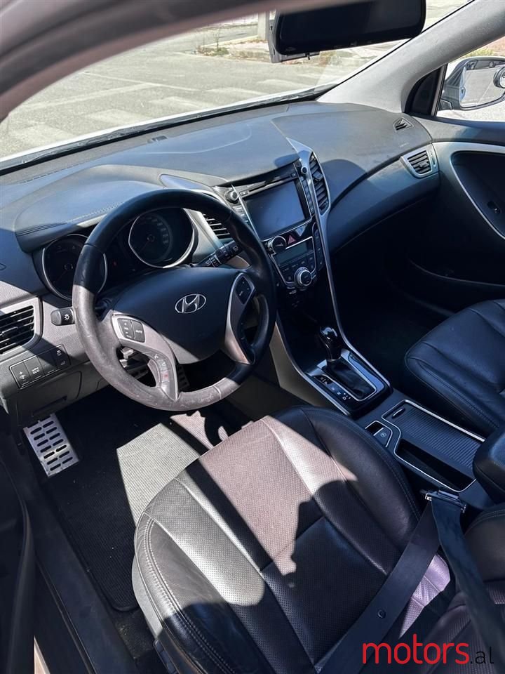 2012' Hyundai i30 photo #4