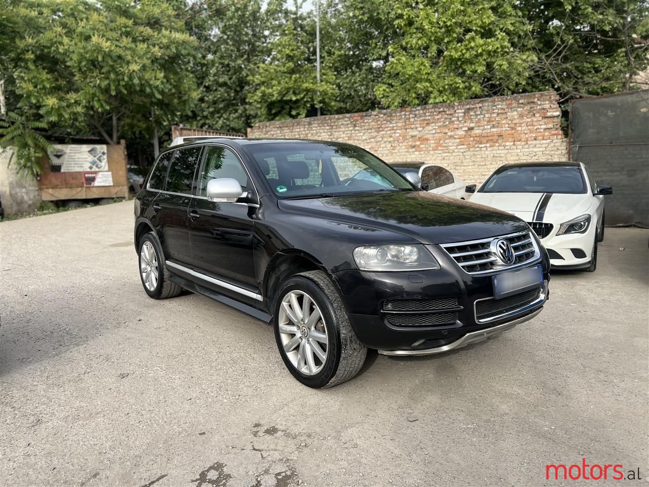 2007' Volkswagen Touareg photo #2