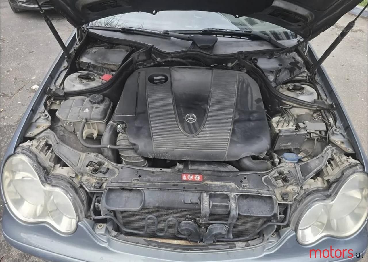 2006' Mercedes-Benz C 200 photo #2