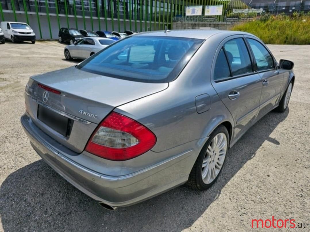 2009' Mercedes-Benz E 280 photo #5