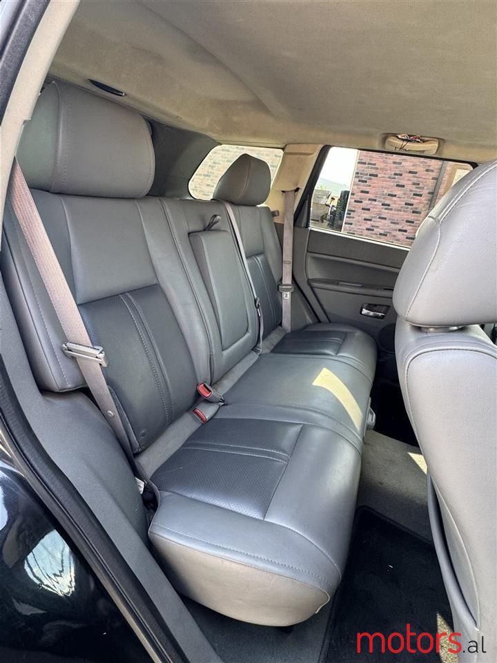 2007' Jeep Grand Cherokee photo #6