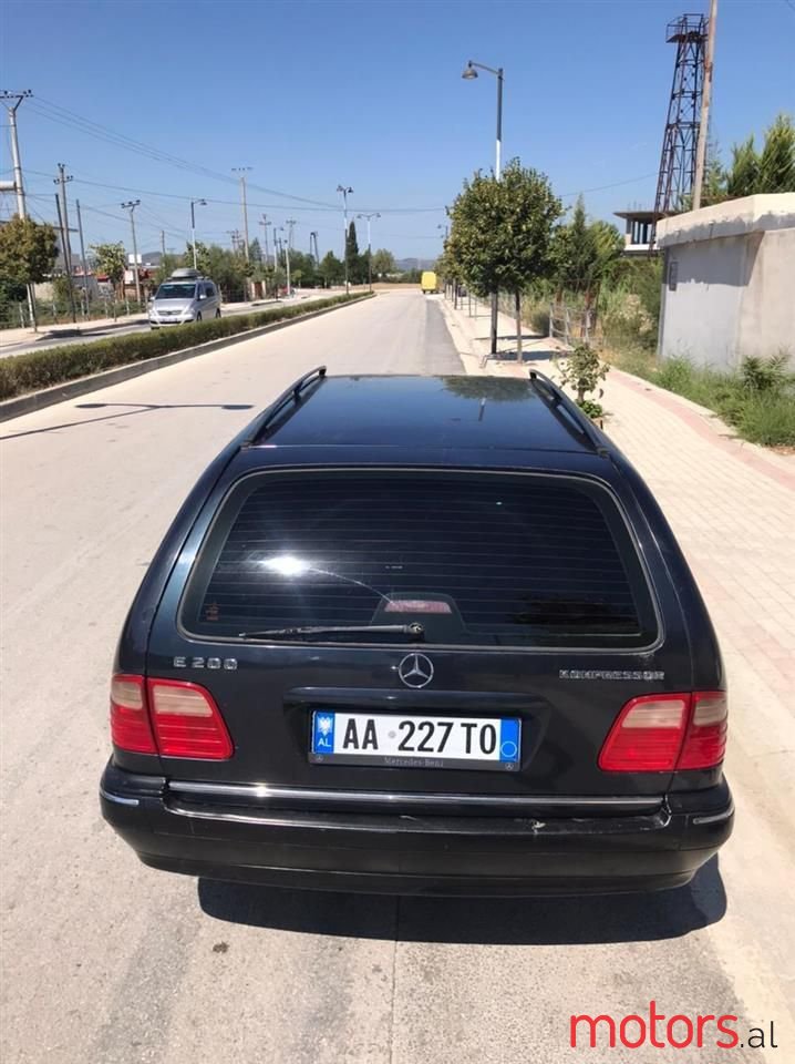 1998' Mercedes-Benz E 200 photo #3