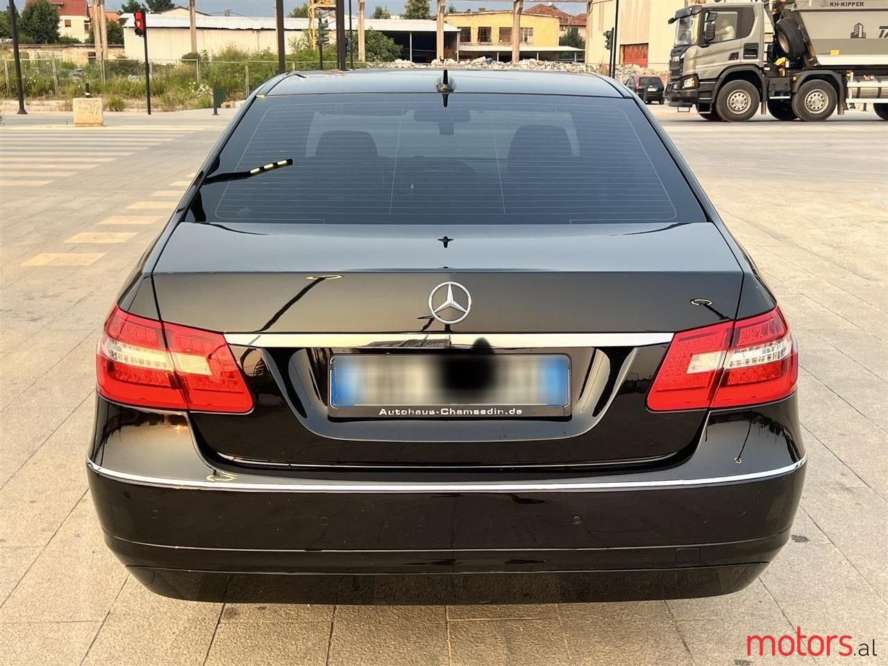 2010' Mercedes-Benz 200 photo #2