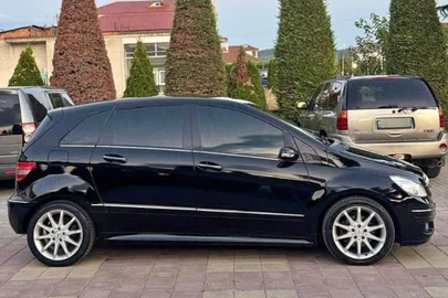 2007' Mercedes-Benz B 170